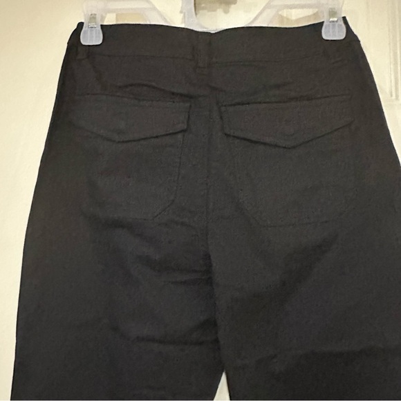 Women’s Size 6 Lisa Rinna Cropped Pants with Side Zipper - Picture 10 of 15